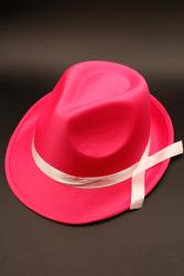 Chapeau rose fluo feutrine