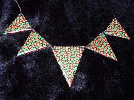 Collier millefiori à craquelures en pâte polymère