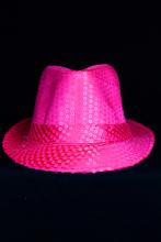 Chapeau rose fluo tissus à strass 