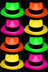 12 chapeaux fluo Al Capone