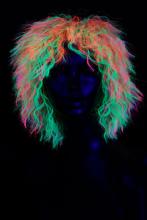 Perruque fluo multicolore afro