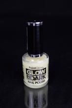 Vernis à ongles phosphorescent invisible