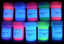 Pack maquillage fluo 10 couleurs 50 personnes