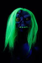 Masque monstre phosphorescent avec cheveux 