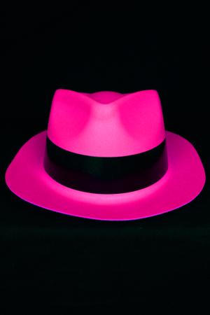Chapeau rose fluo Al Capone avec bandeau noir