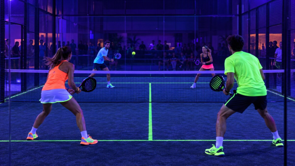 Comment organiser un tournoi de padel fluo ?